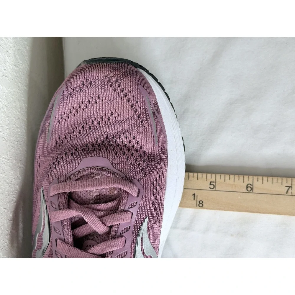 Saucony Omni 21 Formfit Running Sneaker Womens Size 7 Athletic Comfort Gym